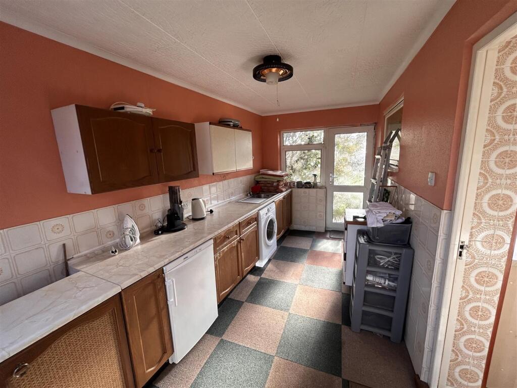 Additional image 14 of St Albans Road East, Hatfield