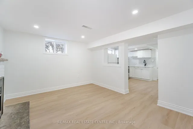 Additional image 31 of 35 Edgemont Dr