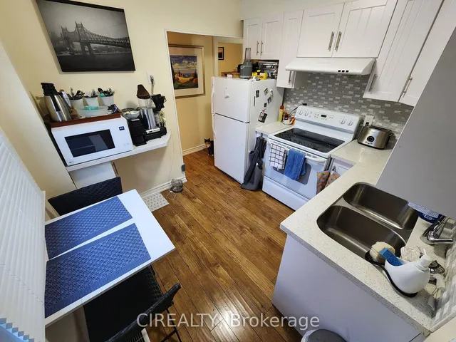 Additional image 5 of 1017 Greenwood Ave