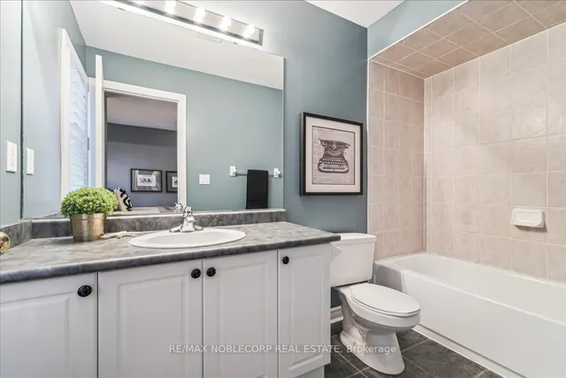 Additional image 35 of 32 Aristocrat Rd