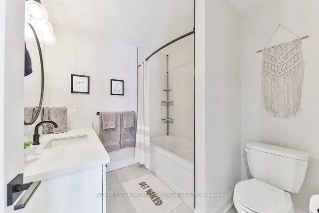 Additional image 25 of 36 Warwick Rd