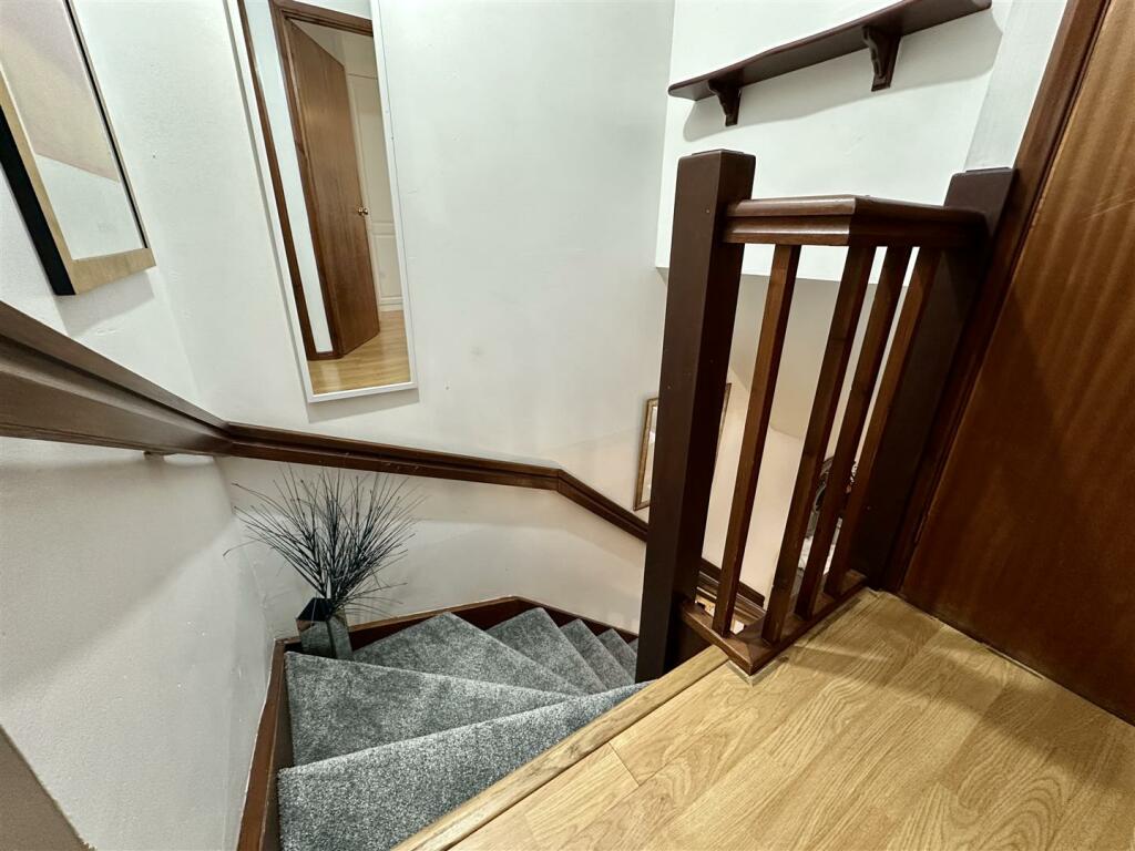 Additional image 13 of Willow Close, Alcester