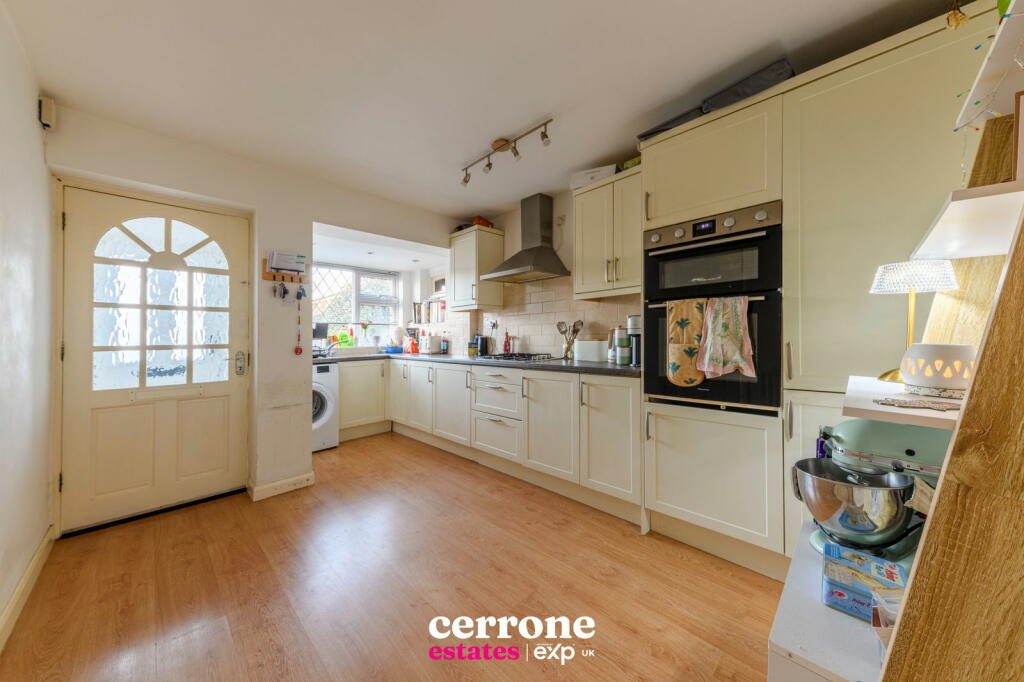 Additional image 4 of Silverdale, Bromsgrove, B61 8LD