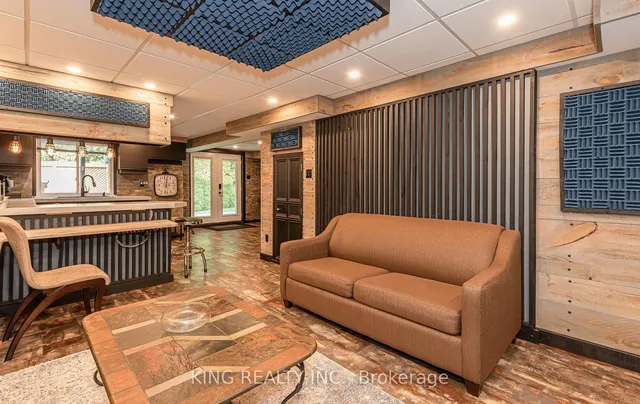 Additional image 31 of 4535 Gatineau Ave