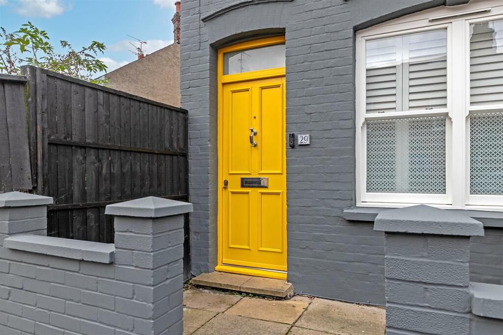 Additional image 18 of Castle Road, St. Albans