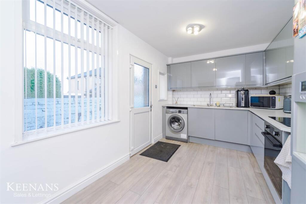 Additional image 11 of Whalley Road, Read