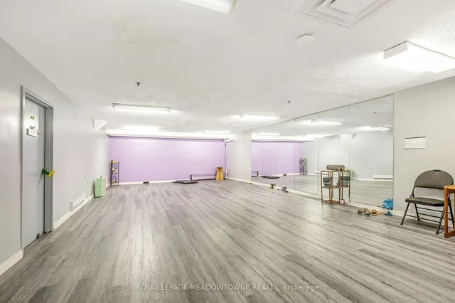 Additional image 32 of 2 Valhalla Inn Rd Unit 215