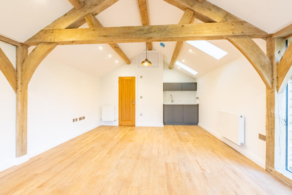 Additional image 38 of Oakridge, Drop Lane, Bricket Wood, St Albans, AL2