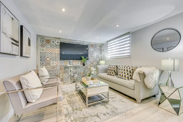 Additional image 29 of 269 Kenwood Ave