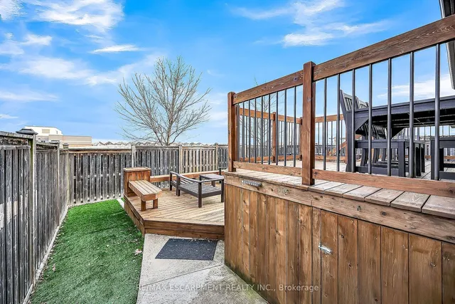 Additional image 31 of 31 Showcase Dr