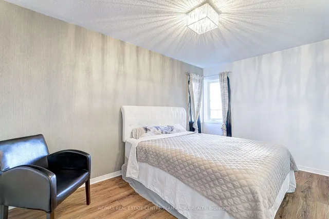 Additional image 21 of 15 Roundstone Dr