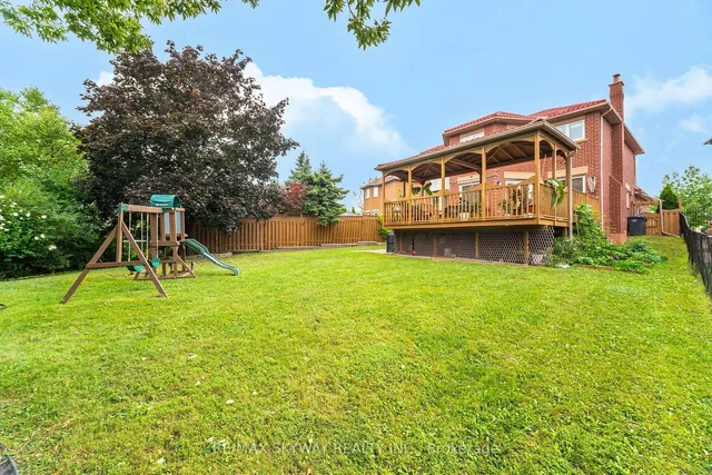 Additional image 38 of 122 Valonia Dr