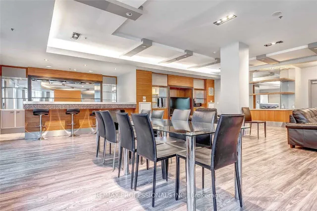 Additional image 28 of 58 Marine Parade Dr Unit 710