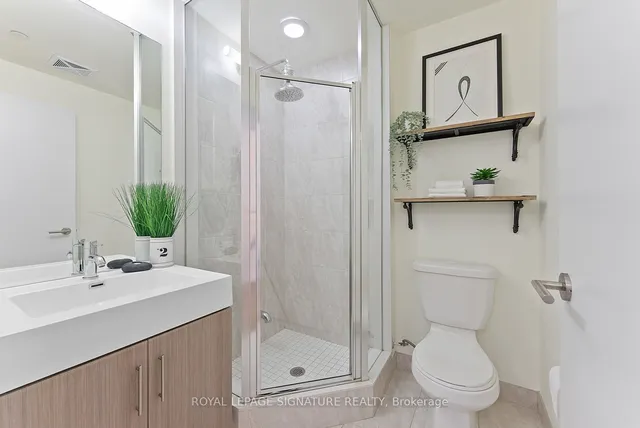 Additional image 10 of 160 Vanderhoof Ave Unit 710