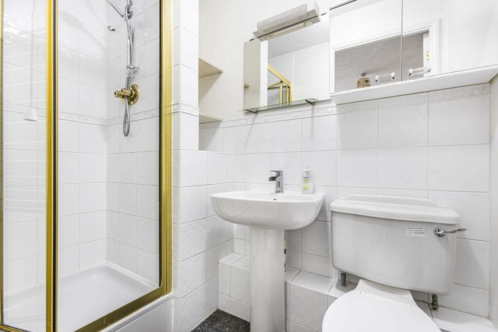 Additional image 11 of Salmon Close, Welwyn Garden City, Hertfordshire, AL7