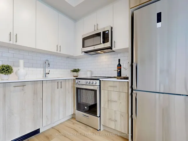 Additional image 7 of 1195 The Queensway Unit PH5