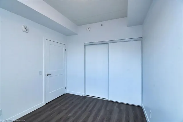 Additional image 25 of 15 Queen St Unit 2112