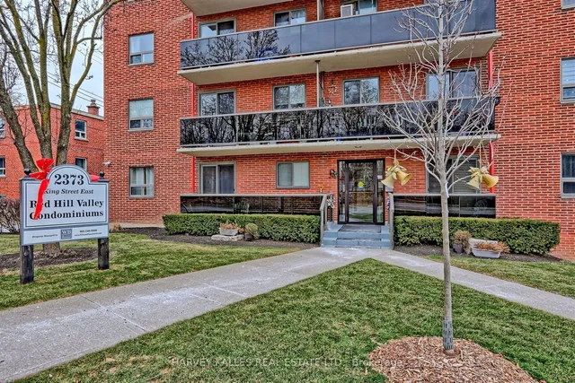 Additional image 3 of 2373 King St Unit 45