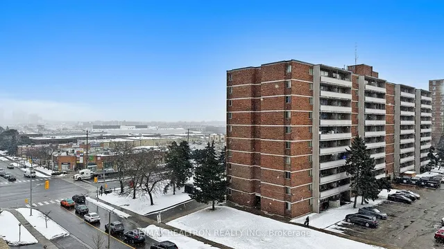 Additional image 33 of 2 Glamorgan Ave Unit 605