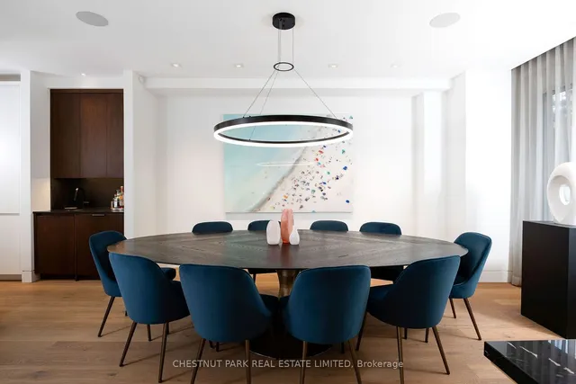 Additional image 4 of 19 Woodlawn Ave