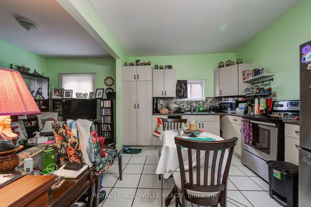 Additional image 20 of 218 Catharine St