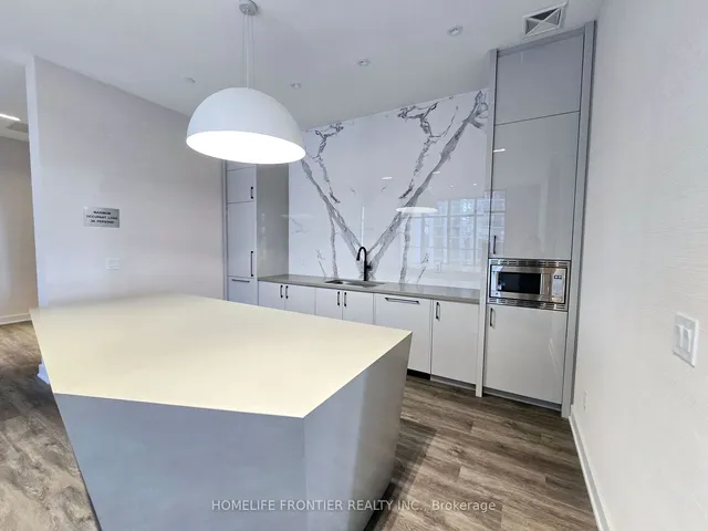 Additional image 32 of 65 Mutual St Unit 3004