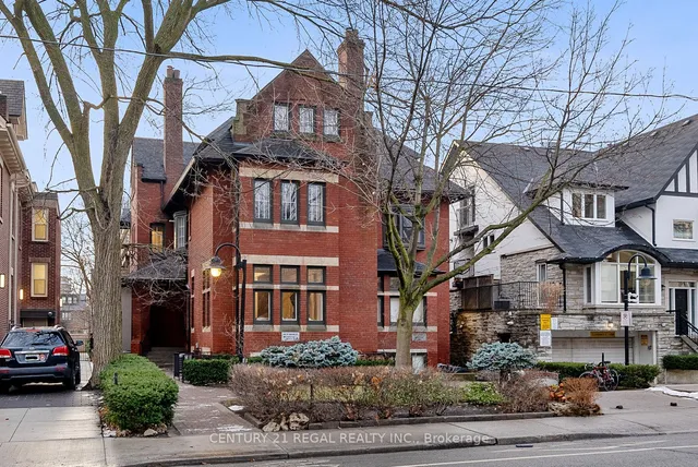 Additional image 38 of 228 St George St Unit 3