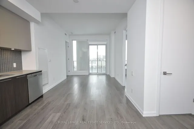 Additional image 14 of 4208 Dundas St Unit 702