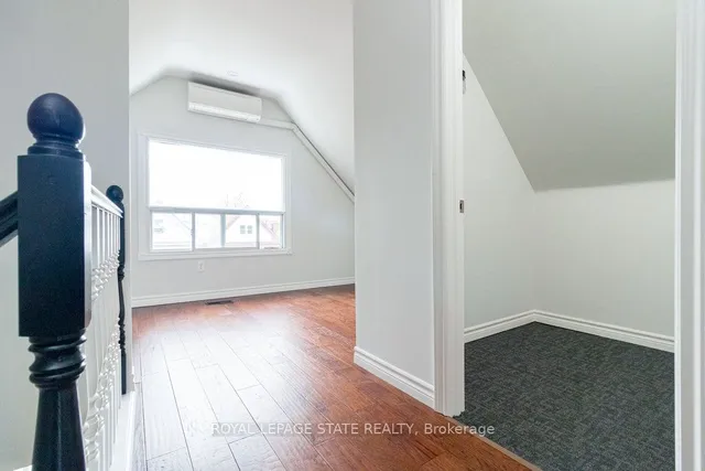 Additional image 26 of 38 Fairleigh Ave