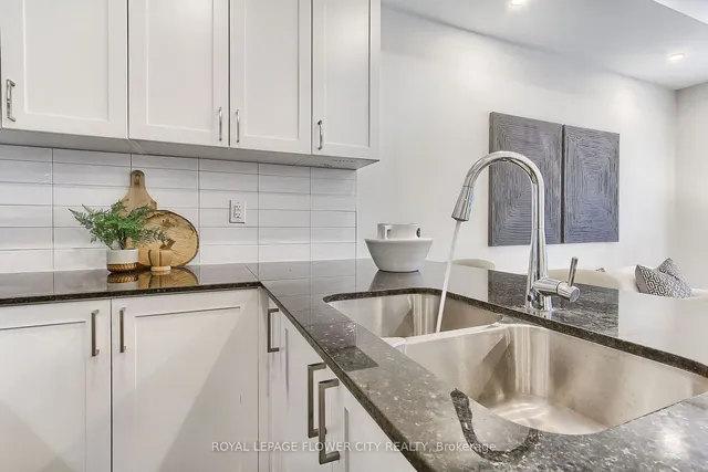 Additional image 10 of 1565 Moira Cres