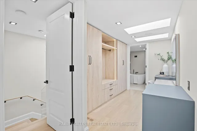 Additional image 17 of 174 Lisgar St