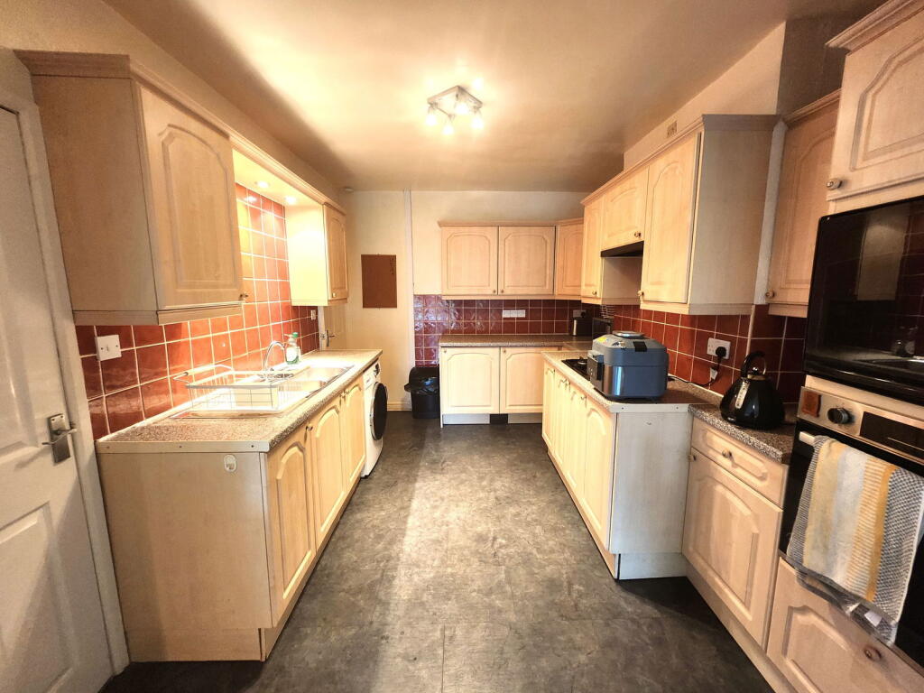 Additional image 13 of Park Avenue, Rowley Regis, B65 9ES