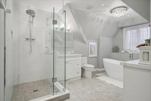 Additional image 26 of 183 Roxton Rd