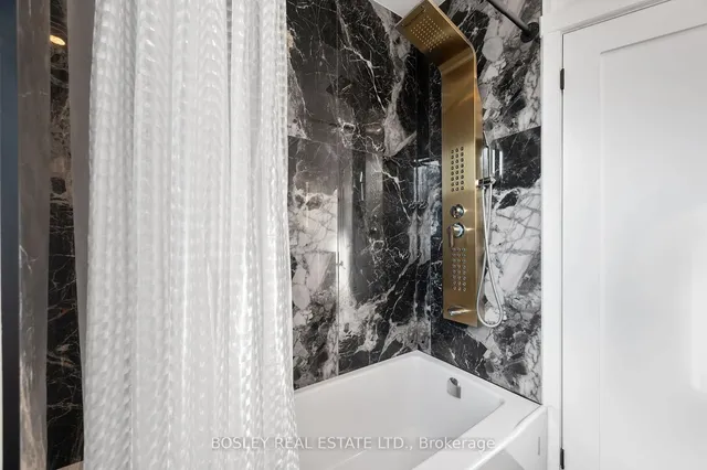 Additional image 31 of 103 Manning Ave