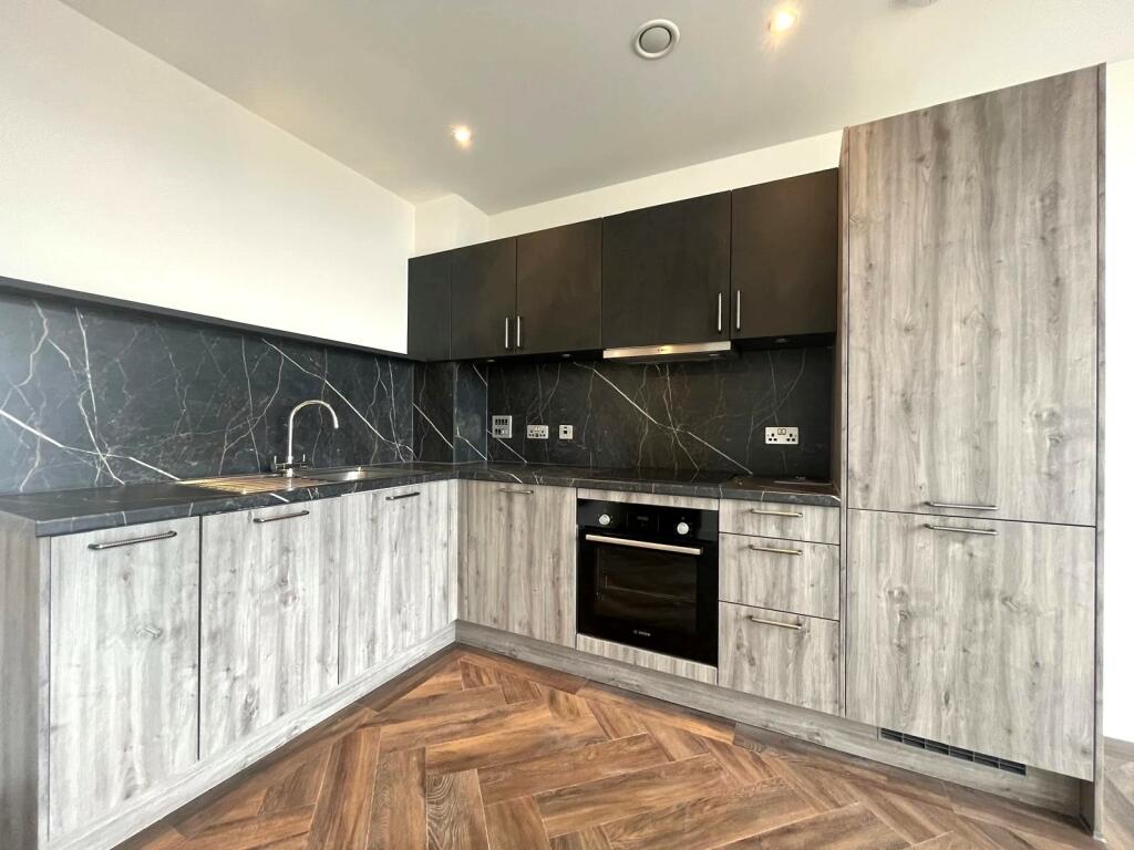 Additional image 3 of Gunsmith house