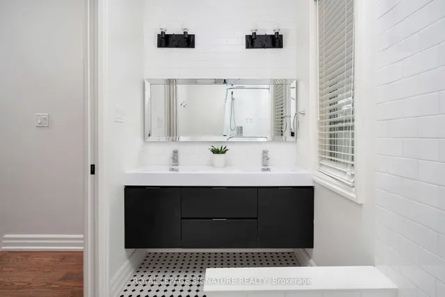 Additional image 27 of 109 Manning Ave