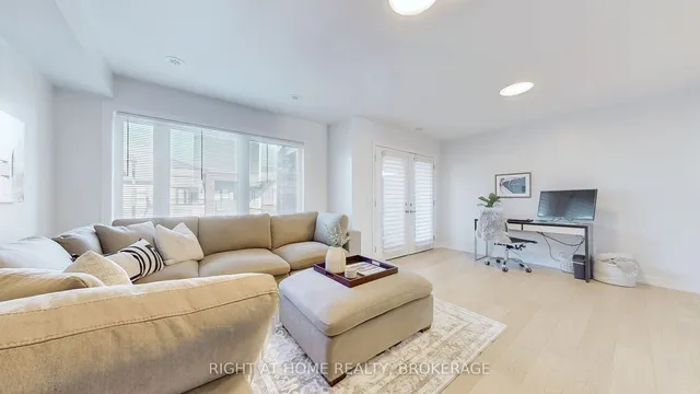 Additional image 16 of 360 Athabasca Common