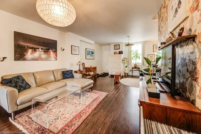 Additional image 11 of 245 Wellington St