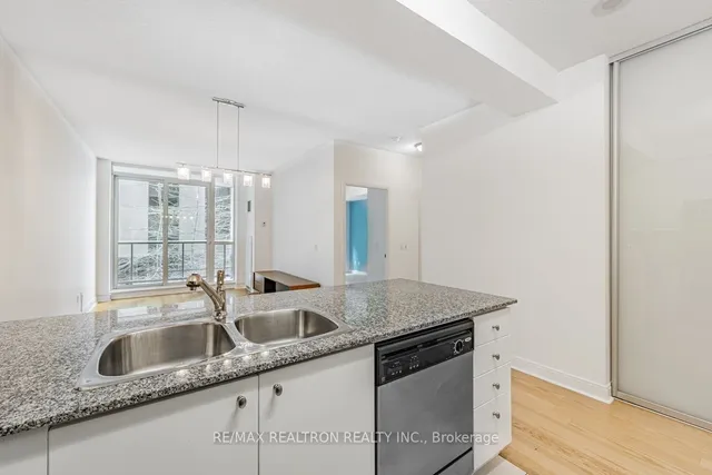 Additional image 7 of 38 The Esplanade Unit 315