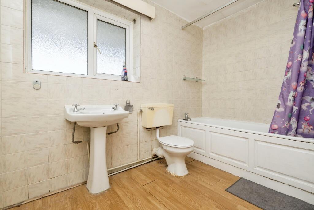 Additional image 8 of 391 Birmingham Road, Sutton Coldfield, B72