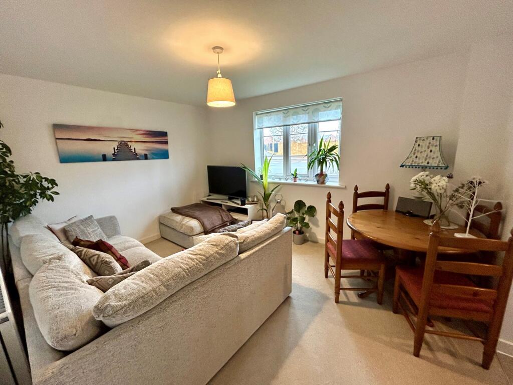 Additional image 4 of Montacute Road, Yeovil, BA22