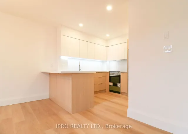 Additional image 2 of 3 Shank St Unit 304