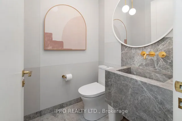 Additional image 20 of 47 Ambleside Ave