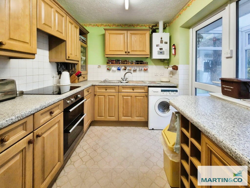 Additional image 2 of Sandlewood Close, Yeovil