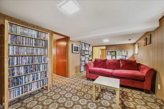 Additional image 28 of 19 Carney Rd