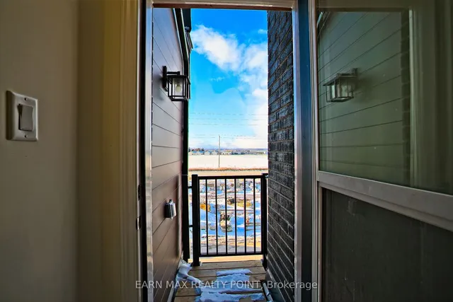 Additional image 31 of 90 Donald Ficht Cres