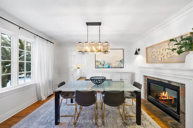 Additional image 9 of 218 Yonge Blvd