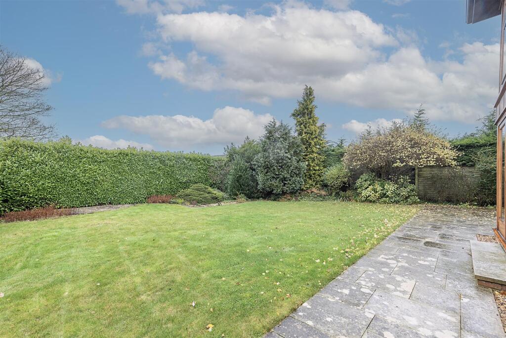 Additional image 12 of The Deerings, Harpenden