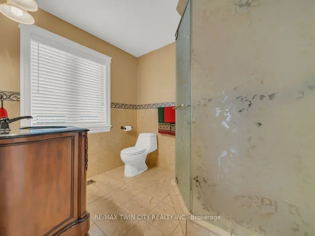 Additional image 21 of 26 Paddock Crt