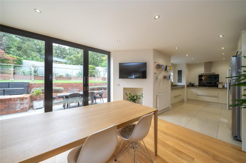 Additional image 23 of Park Rise, Harpenden, Hertfordshire, AL5